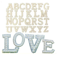 Patchs thermocollants en lettres de perles et strass, appliques alphabétiques, embellissements adhésifs à chaud pour vêtements, sacs, chapeaux et artisanat