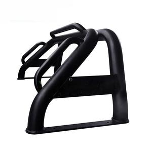 La barra enrollable consiste en un solo aro detrás de la cabina del vehículo que se atornilla a través del riel de la cama superior para el Toyota ililux 2016 - Product Image 1