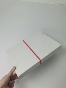 Logotipo personalizado Carta de admisión a la universidad Paquete de suministros culturales y creativos rojos - Product Image 4