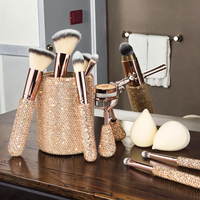 Ensemble de pinceaux de maquillage de luxe de haute qualité, outils de personnalisation en gros, strass en diamant, mousse, pinceau de maquillage professionnel