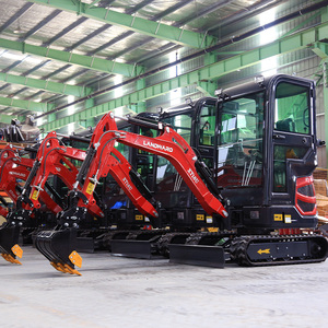Mini-excavatrice 1,8 tonne LANDWARD 1800 kg à chenilles pour usage agricole, homologuée EPA CE, pour la construction résidentielle, mini-excavatrice 2 tonnes à vendre - Prix de gros - Product Image 3