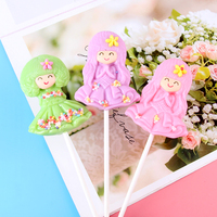 Fabricant OEM en marque blanche, vente en gros, sucettes personnalisées HALAL, forme petite fille, saveur fruitée pour les collations des enfants