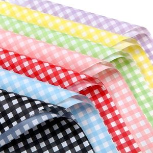 Papier d'emballage imperméable en PVC à motif floral écossais pour bouquets, emballage cadeau, arrangement floral en papier style coréen, vente chaude - Product Image 1