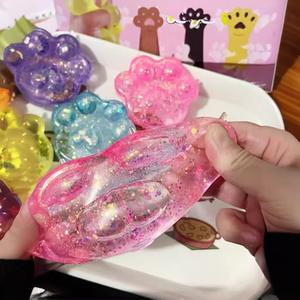 2024 nuevo diseño gato pata juguete maltosa lleno alivio del estrés Animal pata bola niños característica sensorial caja embalada función de descompresión - Product Image 2