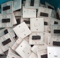 Interrupteurs muraux électriques en bakélite certifiés CE CB GCC, prix usine 2026, interrupteurs d'éclairage muraux très demandés