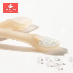 Cucchiaio per bambini in Silicone progettato per neonati cucchiaio liquido strumento di alimentazione per bambini cucchiaio