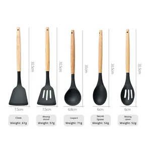 Ensemble de 12 ustensiles de cuisine en silicone antiadhésif avec manche en bois : poêle à frire, wok, spatule, louche, pinces alimentaires, ustensiles de cuisson - Product Image 5