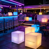 Tables et chaises de salle à manger commerciales LOGO, sièges en cube, ensembles de meubles de restaurant en plastique pour la maison, bar, siège en cube solaire à LED