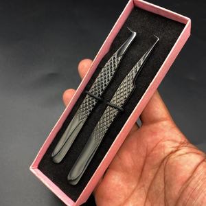 แหนบต่อขนตาพลาสม่าสีดำแบบมืออาชีพใช้ปลายแหลมทำจากสแตนเลสแข็งติดป้ายได้ตามต้องการ - Product Image 6