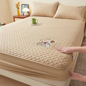 Set Sprei Tiga Potong Berbahan Katun Murni Bersulam Kartun, Tebal, Berlapis, Untuk Semua Musim, Anti-Slip, Pelindung Kasur - Product Image 6
