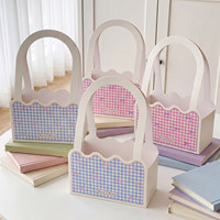 Panier de fleurs pour la Journée des enfants, en carton, boîte rectangulaire portable, à carreaux, pour collations, arrangement floral fait main, cadeau DIY
