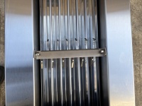 Machine de comptage de comprimés/capsules semi-automatique à grande vitesse Sime avec roulement pour flacons 10-30 flacons/minute Facile à utiliser 220V