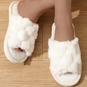 Pantofole Personalizzate Antiscivolo in Cotone e Pelliccia per Uomo e Donna, per Interni ed Esterni, Scarpe con Piattaforma per la Stagione Invernale - Product Image 2