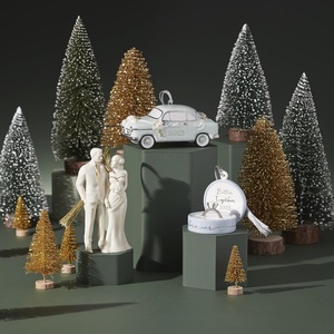 Decorazione Natalizia Vintage <span class=keywords><strong>Auto</strong></span> 'Just Married' con Accenti Argentati, Ornamento Invernale - Product Image 5