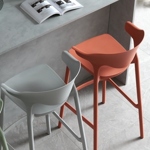 <span class=keywords><strong>Chaise</strong></span> de cuisine haute en plastique PP, tabouret de bar <span class=keywords><strong>noir</strong></span> et blanc, <span class=keywords><strong>chaise</strong></span> PP pour îlot de cuisine, bar à domicile - Product Image 2