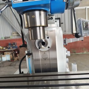 Máquina de Fresado y Taladrado de Alta Velocidad de Servicio Medio, Apta para Trabajos Verticales y Horizontales, ZX6350C Mini, Lista de Promoción para Metal - Product Image 5