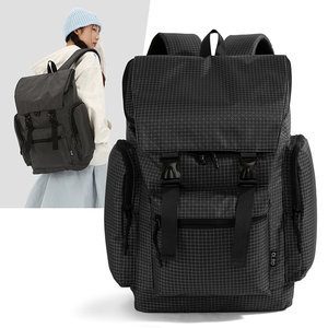 Mochila de Viaje Ligera de Nailon con Múltiples Bolsillos, Unisex, para Senderismo, Uso Diario y Desplazamientos - Product Image 4
