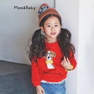 เสื้อฮู้ดเด็กผู้หญิงสีแดงพิมพ์ลายสุนัขไม่มีกระเป๋า จากผู้ผลิตทองคำ - Product Image 4
