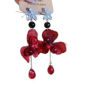 Magnifiques boucles d'oreilles à clous tendance rouges brodées <span class=keywords><strong>de</strong></span> sequins et <span class=keywords><strong>de</strong></span> fleurs à franges plaquées or, dégageant un charme doux et surnaturel pour les <span class=keywords><strong>femmes</strong></span> - Product Image 5