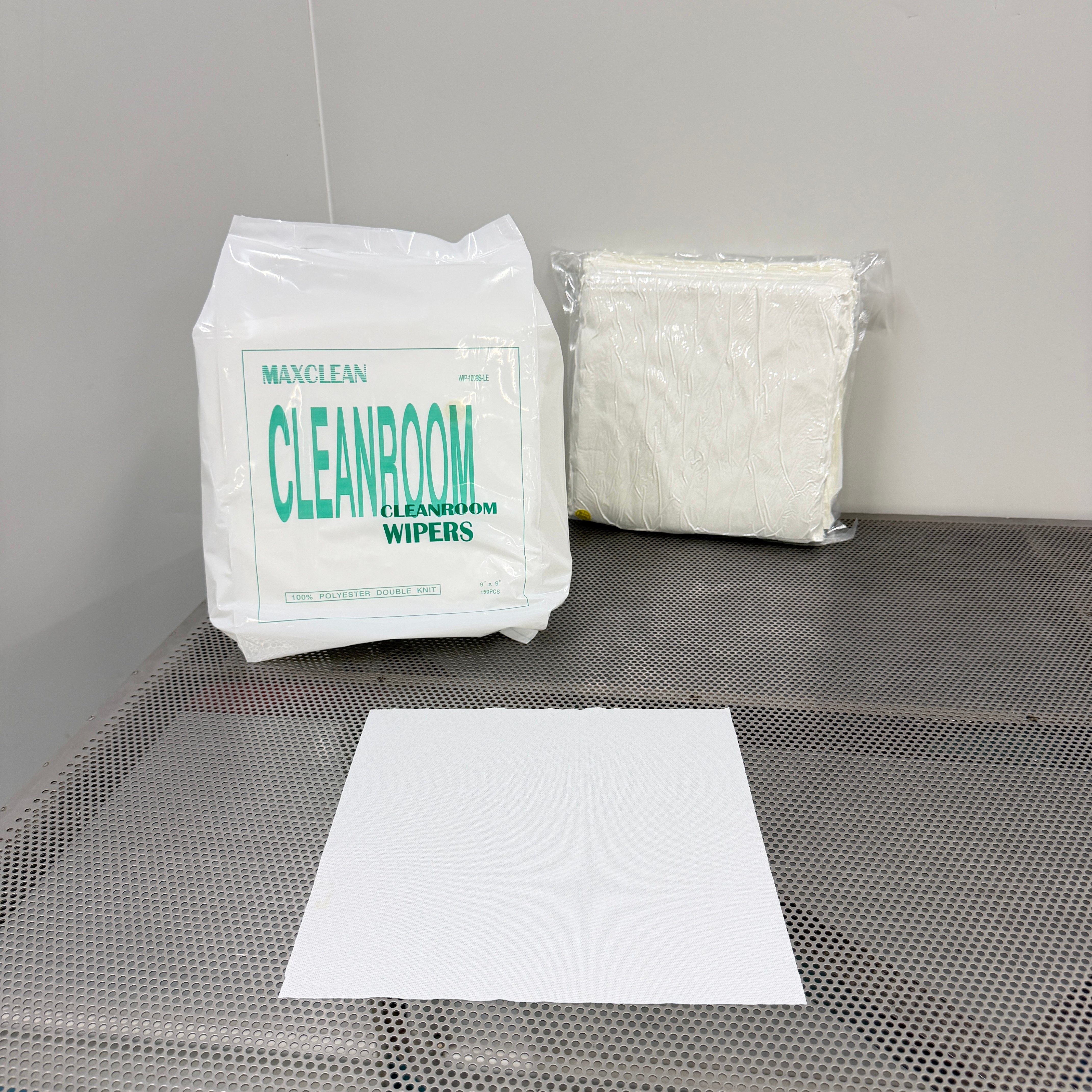 Chemical Resistant China Factory Direct Sale Polyester Double Layer Composite Fabric for Industrial Cleaning Applications