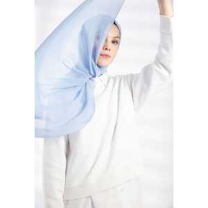 Écharpe en mousseline bleu ciel, vêtements et accessoires musulmans traditionnels - Product Image 5