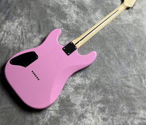 <span class=keywords><strong>Guitare</strong></span> électrique rose <span class=keywords><strong>Hello</strong></span> <span class=keywords><strong>Kitty</strong></span> avec manche en érable pour débutants - Instrument de musique pas cher - Product Image 6