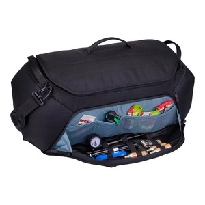 Échantillon gratuit : Sacoche de vélo 2-en-1 pour porte-bagages, 100 % étanche (Noir-Carbone 22L) - Product Image 6