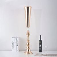 Vase et support à fleurs modernes en fer doré pour centres de table de mariage, événements et fêtes à domicile ou à l'hôtel - Nouvelle Arrivée