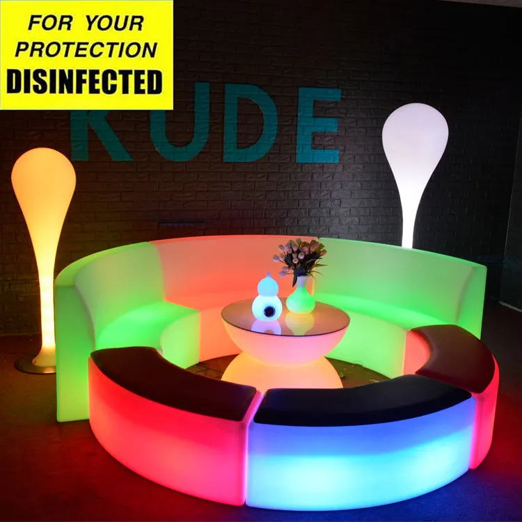 Grosir Furnitur Plastik PE Desain Modern Bercahaya untuk Rumah Kebun Kursi LED Sofa LED