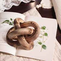 Sculpté à la main rustique 3 objets de décoration de noeud en bois décors de maillons de chaîne en bois pour salon décor à la maison Unique