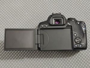 Offre Spéciale Canon EOS 850D Combo avec objectif 18-135mm, capteur CMOS APS-C 24,1MP, appareil photo numérique, vidéo 4K, écran 2 pouces, batterie au lithium, prix abordable - Product Image 3