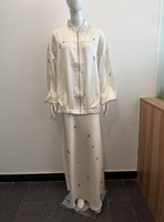 Ensemble R-430 Nouvelle Collection Automne : Veste Longue Imprimée Rétro en Satin et Jupe Mi-longue Élégante pour Femme – Techniques Modestes Printemps