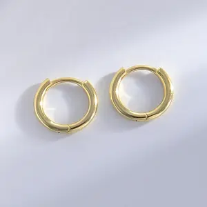 925 Sterling Silver Bulat Kualitas Tinggi Anting Hoop 18K Berlapis Emas Anting Huggie Kecil Wanita Pria