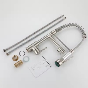 <span class=keywords><strong>Robinet</strong></span> <span class=keywords><strong>de</strong></span> <span class=keywords><strong>cuisine</strong></span> classique monocommande en acier inoxydable poli, mural ou sur comptoir, avec <span class=keywords><strong>douchette</strong></span> télescopique extractible eau chaude/froide - Product Image 3