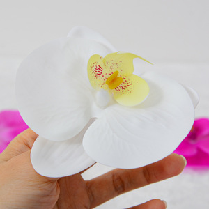 Fleurs artificielles Phalaenopsis Orchidées en tissu de soie imprimé 3D, accessoires de décoration de mariage - Product Image 2