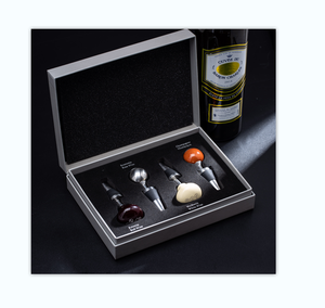 China Supplier Wedding Special Gift Engagement Souvenir Combination Wine bottle Stopper garlic press