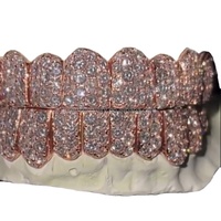 Bijoux hip hop tendance personnalisés Grillz de dents de moissanite en argent sterling 925 glacé VVS diamant taille ronde pour hommes