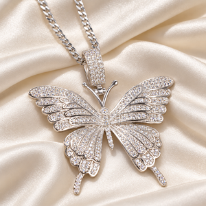 Collana girocollo a farfalla da donna, design semplice, accessorio per il collo da indossare tutti i giorni - Product Image 3
