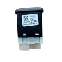 Otomotiv bileşenleri USB soket OEM 13536589 13519246 13596807 13591080 13526278 13529861 84260149 Chevrolet MALIBU XL