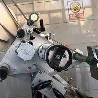 Applicateur d'étiqueteuse Machine d'étiquetage automatique d'autocollants pour boîtes d'expédition