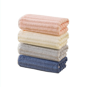 Toalla de Felpa Coral de Color Sólido con Borde en Espiral 30x60 70x140 de Secado Rápido para Baño y Rostro - Product Image 5