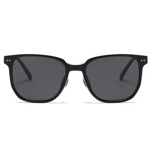 Ks-3872 แว่นกันแดดโพลาไรซ์กรอบใหญ่สำหรับผู้ชายสีชาดำกรอบพลาสติกโลหะป้องกันรังสียูวี 400 ระดับ 2 แว่นกันแดด - Product Image 2