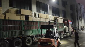 Enfriador de Bebidas Vertical de Una Puerta de Vidrio OEM 88L, Mini Refrigerador Comercial con Ventilador para Bebidas - Product Image 4