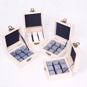 หินแกรนิตขัดเงาธรรมชาติ ใช้ซ้ำได้ สำหรับแช่เครื่องดื่ม  พร้อมโลโก้สั่งทำ  หินทำความเย็นสำหรับบาร์  หินทำน้ำแข็ง  หินแช่เหล้าวิสกี้ - Product Image 3