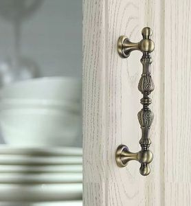 European Style <strong>Light</strong> Luxury Cabinet Drawer <strong>Handle</strong> <strong>Pulls</strong> Retro Antique Gourd Zinc Alloy <strong>Handle</strong> Knobs - Product Image 6