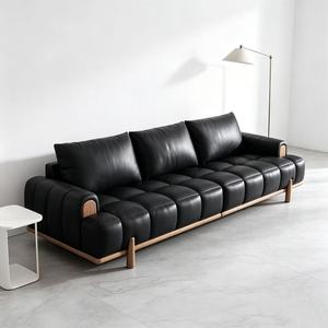 Sofá Modular de 3 Plazas en Cuero Negro Premium con Diseño Acolchado y Base de Madera de Nogal para Sala de Estar - Product Image 2