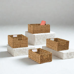 Cesta de Almacenamiento Rectangular de Seagrass Vintage, Ecológica y Duradera, con Asas Negras, para Organizar la Sala de Estar, Internacional - Product Image 1