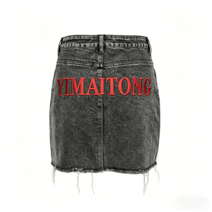 Mini-jupe en jean personnalisée pour l'été, avec empiècements, broderie unie et délavage à l'acide, style Moment's - Product Image 2