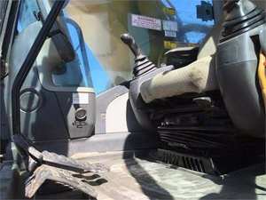 Excavadora hidráulica sobre orugas CAT330D2L usada de alta calidad, excavadora usada de 30 toneladas, maquinaria de construcción de oruga a buen precio - Product Image 5