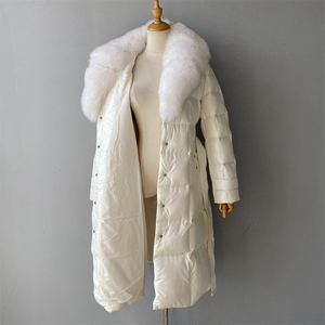 Vente d'usine épais chaud bouffant bulle blanc plume vers le bas <span class=keywords><strong>manteau</strong></span> col en fourrure véritable Logo personnalisé hiver à capuche femmes Long <span class=keywords><strong>manteau</strong></span> en <span class=keywords><strong>duvet</strong></span> - Product Image 6